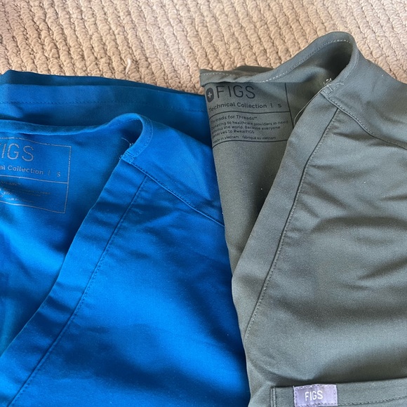 FIGS Scrub sets! - Picture 7 of 7